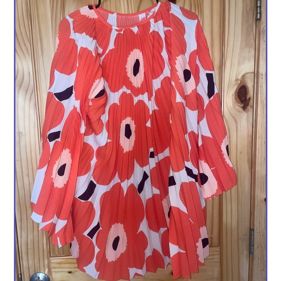 Marimekko Tops - Marimekko Lepatus Pleated Tunic (Anthropologie)